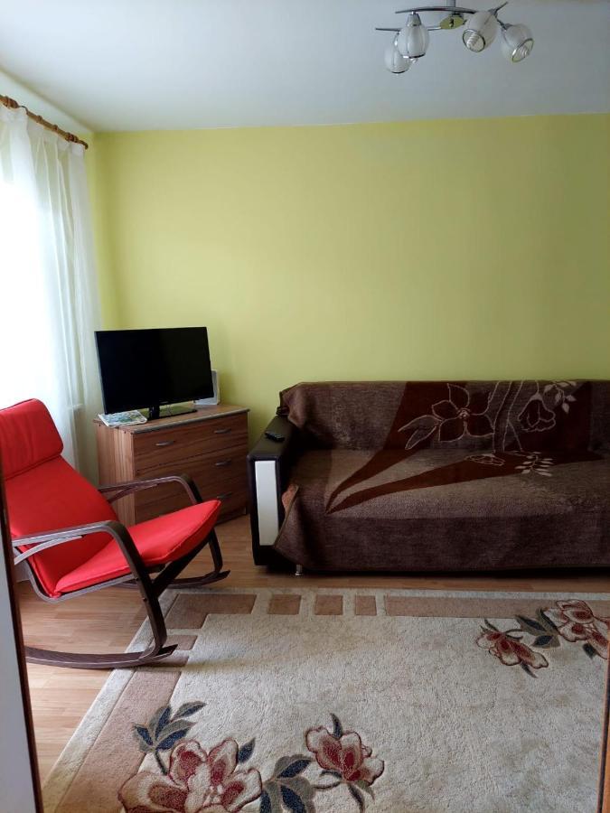 Fely Room Петрошани Экстерьер фото